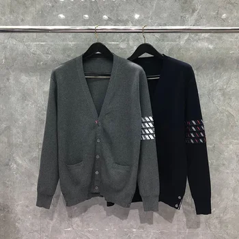 Роскошные Новые свитера, мужской тонкий кардиган с V-образным вырезом, полосатый дизайн, высококачественная шерсть, хлопок, однотонное весенне-осеннее повседневное пальто