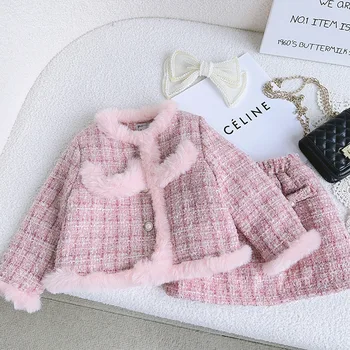Корейская зимняя одежда 2023 года, новая хлопчатобумажная куртка с запахом для девочек + юбка-полукомбинезон из двух предметов в утолщенном иностранном стиле